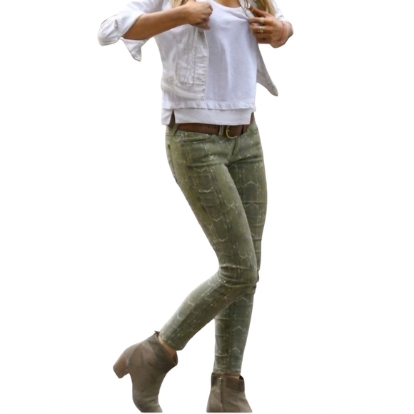 Free People Green Arrow Print Skinny Jeans - Picture 2 of 9